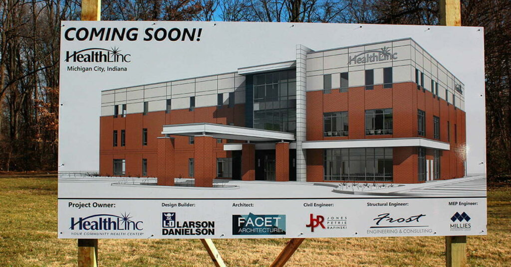 The U.S. Department of Health and Human Services awarded Valparaiso-based HealthLinc a $500,000 federal grant to create a dental residency program.